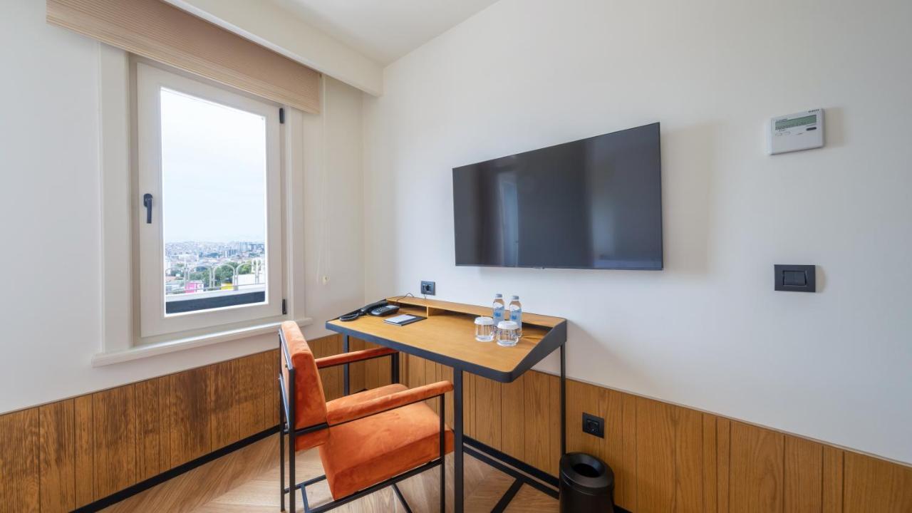 The Gift Hotel Istanbul Bagian luar foto
