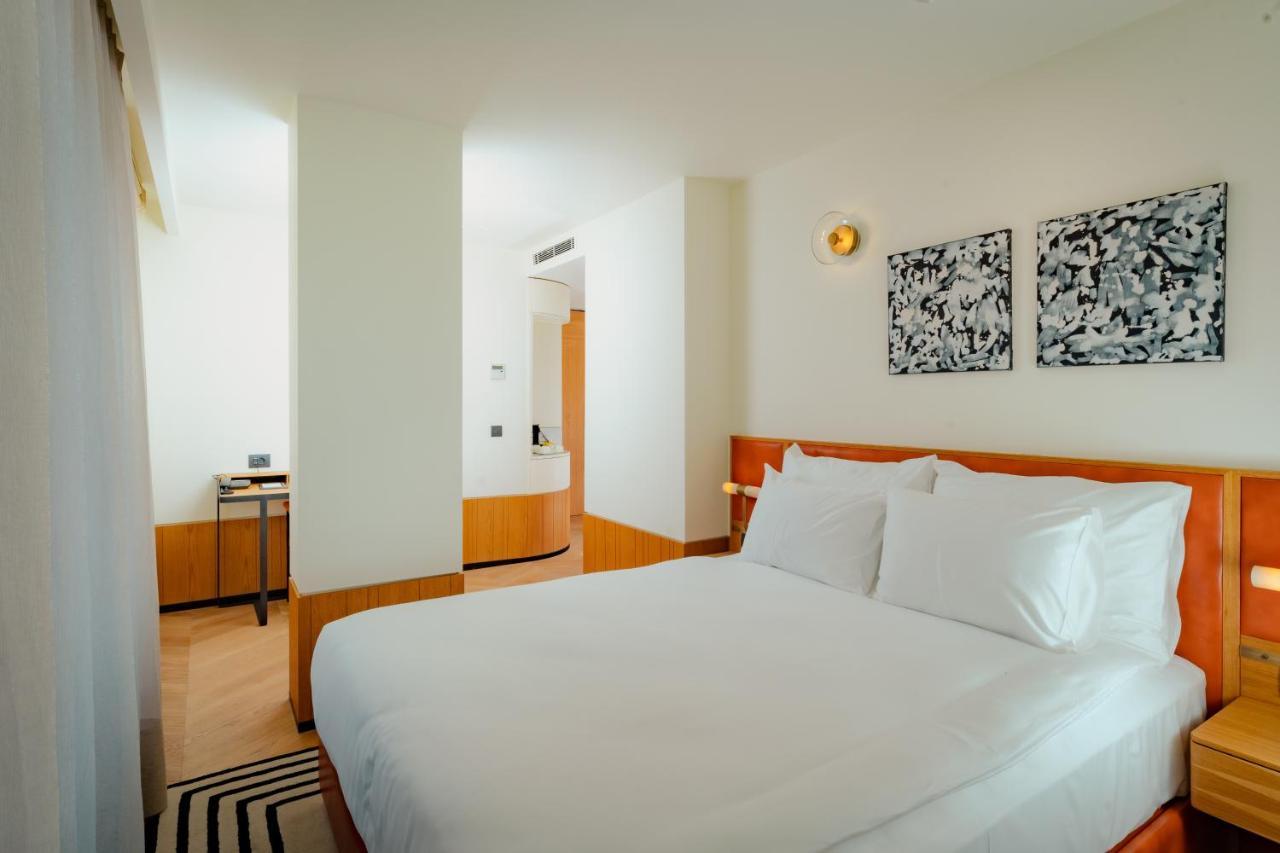 The Gift Hotel Istanbul Bagian luar foto