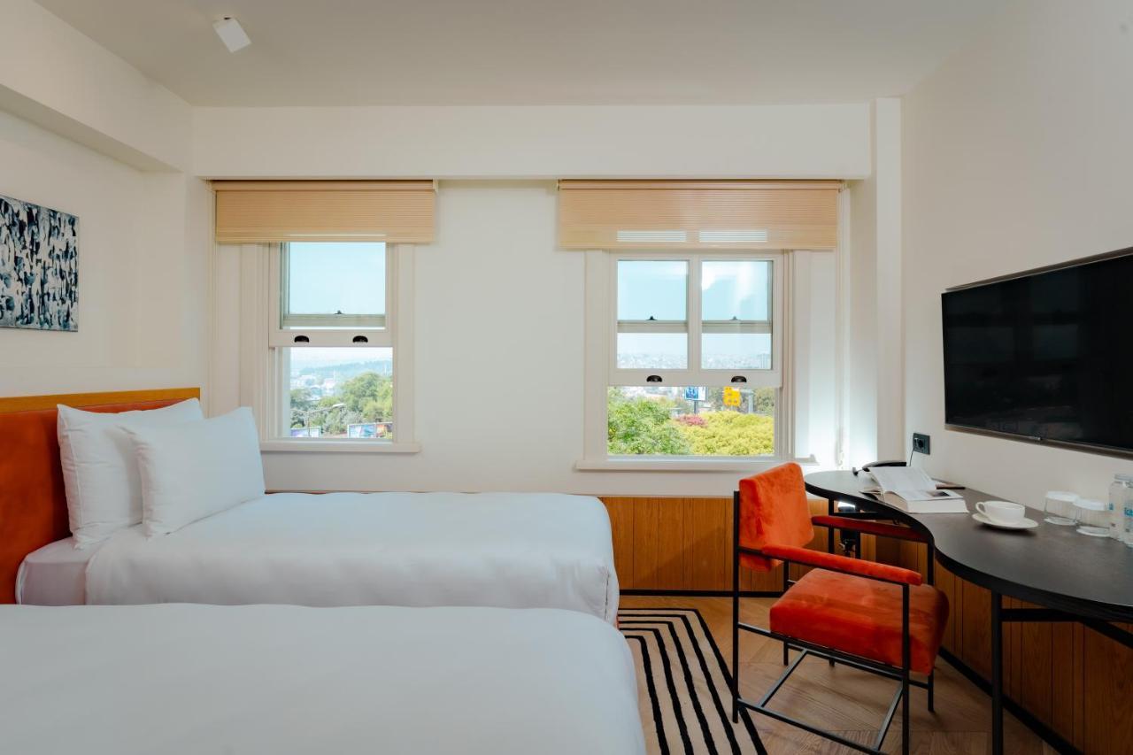 The Gift Hotel Istanbul Bagian luar foto